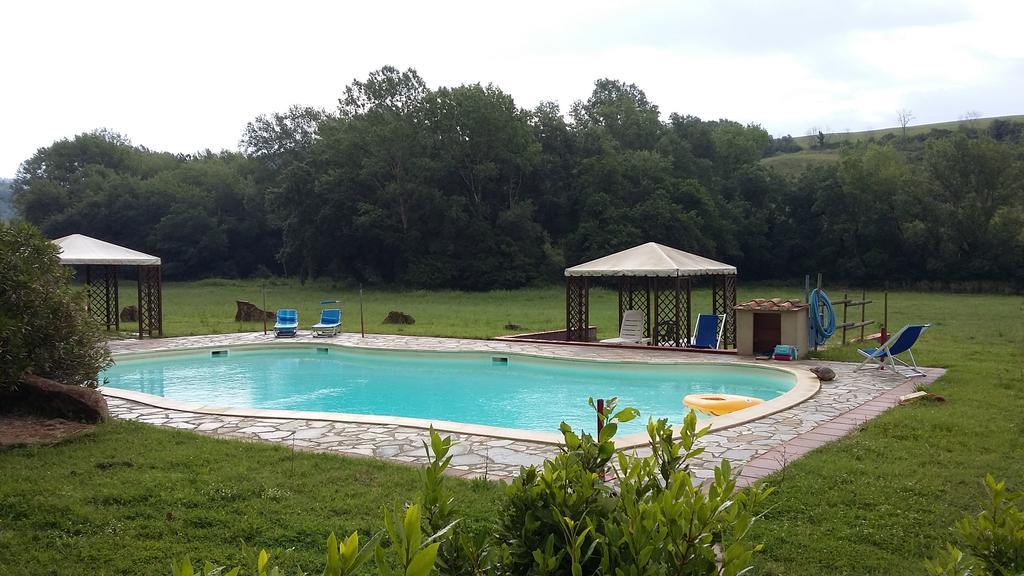 Agriturismo Alle Rose Volterra Extérieur photo